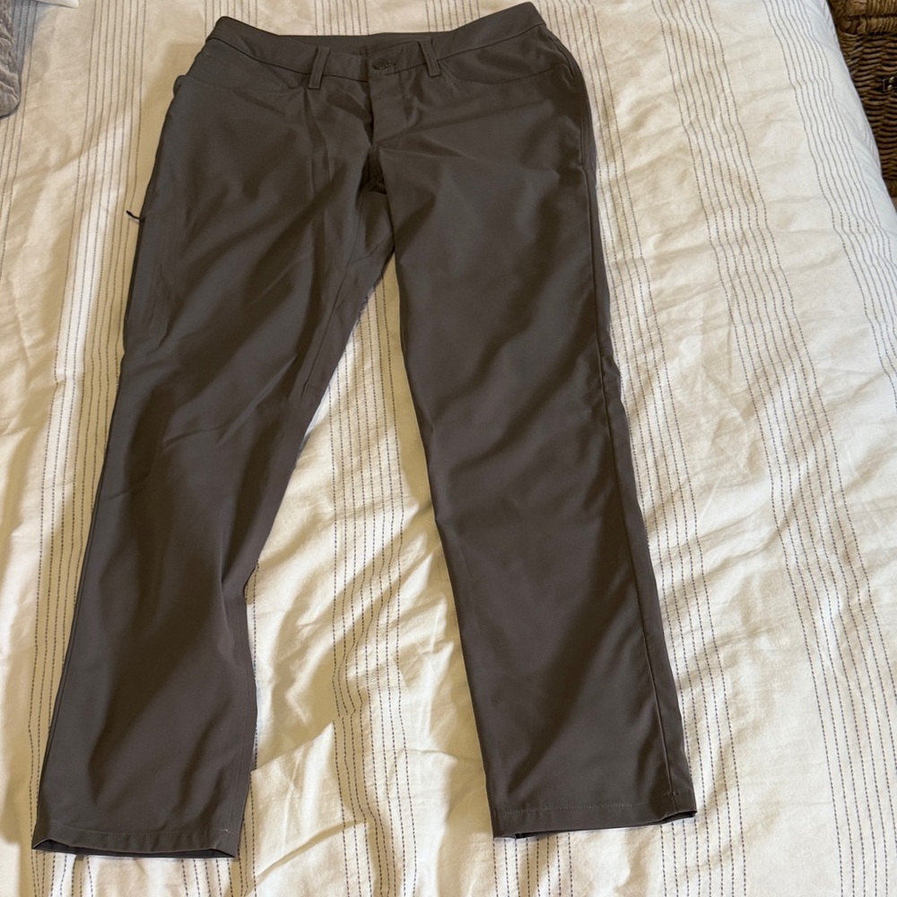Lululemon   Men's ABC pant